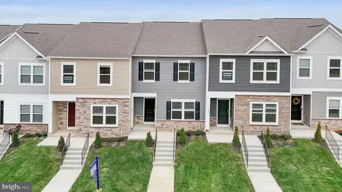 165 Tigney Dr, Stephens City, VA 22655