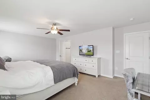 Bedroom - 210 Morlyn Dr, Stephenson, VA 22656 photo 2 of 10