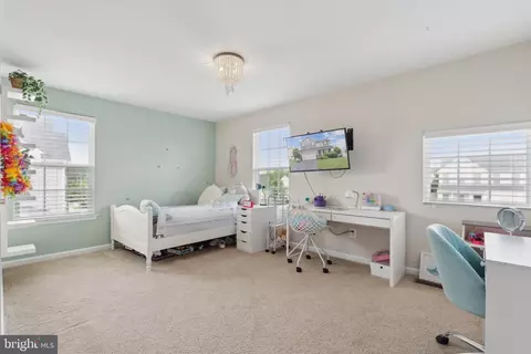 Bedroom - 210 Morlyn Dr, Stephenson, VA 22656 photo 9 of 10