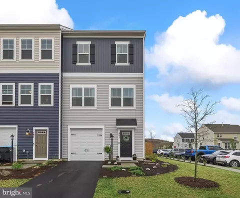 492 Parkland Dr, Stephenson, VA 22656