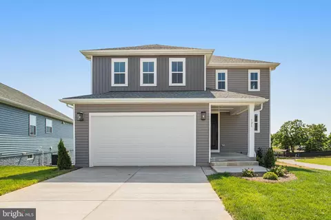 121 Midsummer Ln, Middletown, VA 22645