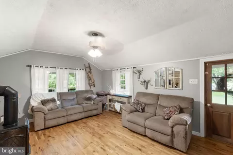 171 Sinking Spring Ln, Gore, VA 22637 photo 7