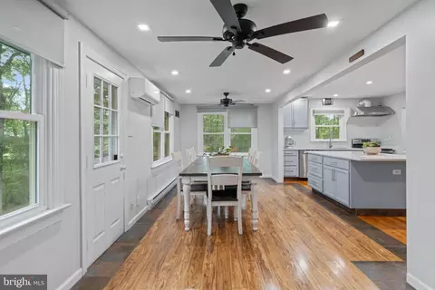 Entry Way - 265 Slate Ln, Stephenson, VA 22656 photo 1 of 2