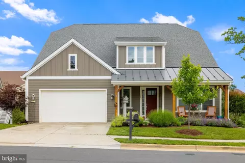 125 Towhee Dr, Lake Frederick, VA 22630