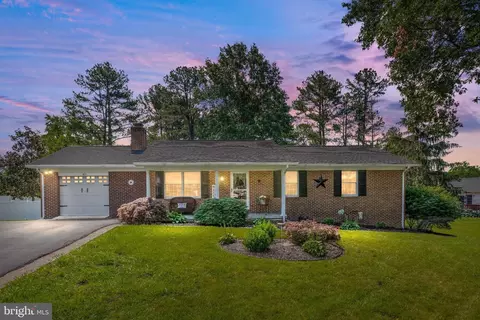 117 Amherst Ct, Stephens City, VA 22655