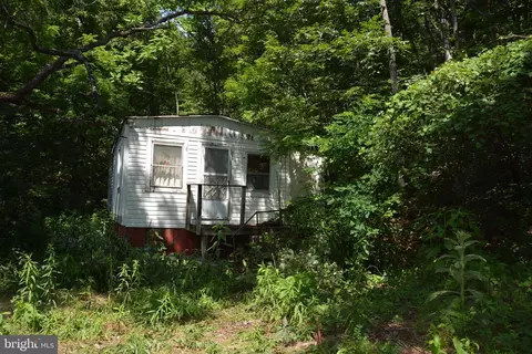 596 Back Creek Rd, Gore, VA 22637
