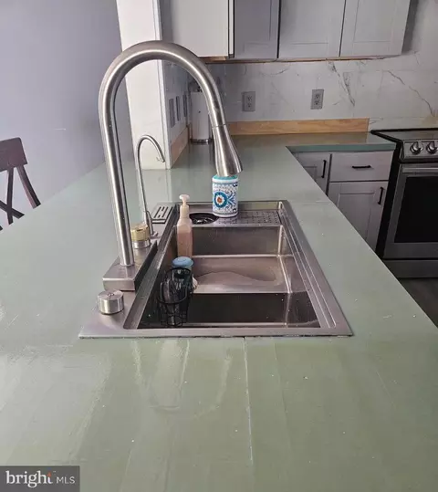Kitchen - 112 Eagle Trl, Winchester, VA 22602 photo 5 of 5
