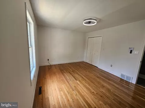 Bedroom - 112 Eagle Trl, Winchester, VA 22602 photo 1 of 7