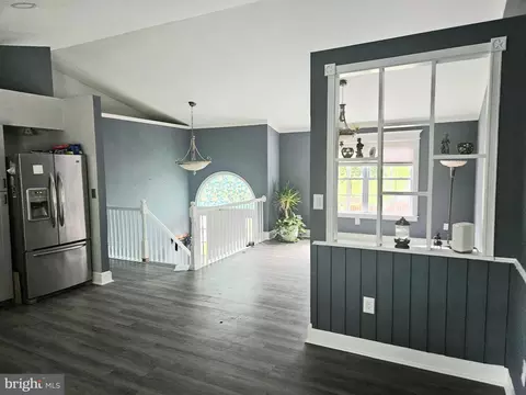 Entry Way - 112 Eagle Trl, Winchester, VA 22602 photo 15 of 21