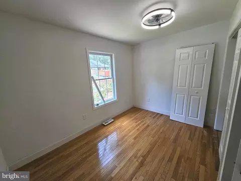 Bedroom - 112 Eagle Trl, Winchester, VA 22602 photo 3 of 7