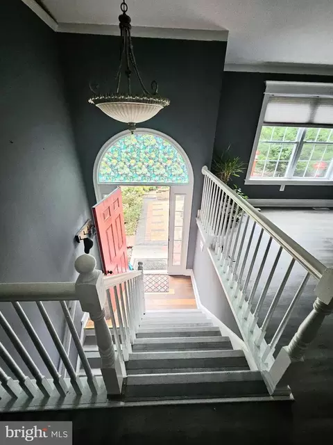 Entry Way - 112 Eagle Trl, Winchester, VA 22602 photo 10 of 21