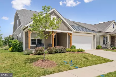 117 Nuthatch Dr, Lake Frederick, VA 22630