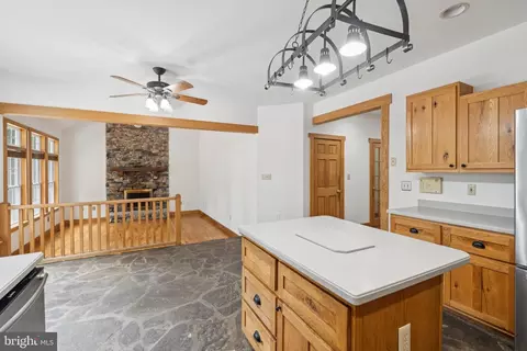 360 Clearview Dr, Clear Brook, VA 22624 photo 8