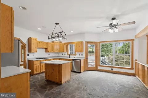 360 Clearview Dr, Clear Brook, VA 22624 photo 5