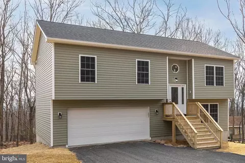 201 Winchester Dr, Winchester, VA 22602