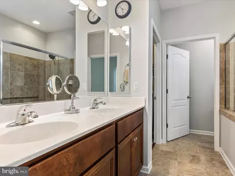 109 Bleeding Heart Dr, White Post, VA 22663 photo 27