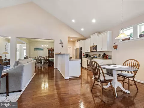 109 Bleeding Heart Dr, White Post, VA 22663 photo 20