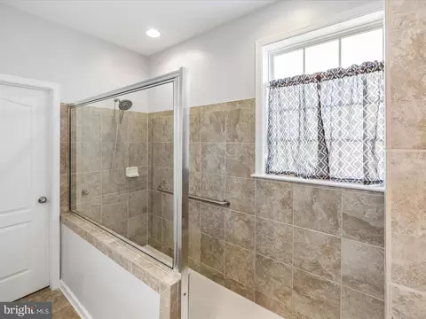 109 Bleeding Heart Dr, White Post, VA 22663 photo 28