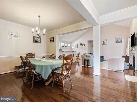 109 Bleeding Heart Dr, White Post, VA 22663 photo 12