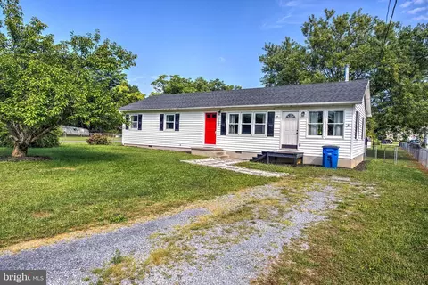 1133 Rest Church Rd, Clear Brook, VA 22624
