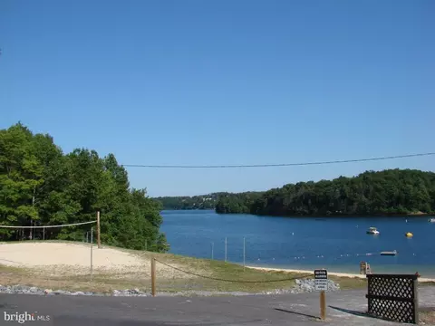 115 Eagle Dr, Cross Junction, VA 22625 photo 33