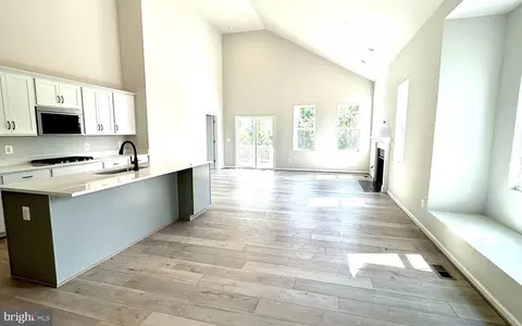 Entry Way - 105 Batik Way, Stephenson, VA 22656 photo 1 of 7