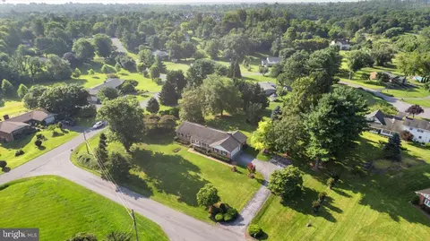 101 Dutton Pl, Winchester, VA 22601 photo 3
