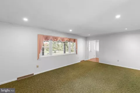 101 Dutton Pl, Winchester, VA 22601 photo 6