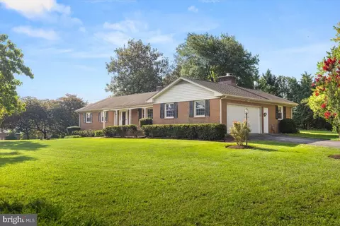 101 Dutton Pl, Winchester, VA 22601 photo 2