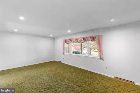 101 Dutton Pl, Winchester, VA 22601 photo 4