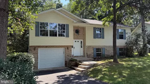 103 Woodbury Ct, Winchester, VA 22602