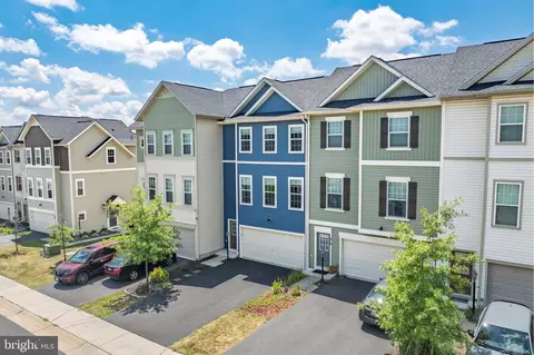 Exterior - 218 Patchwork Dr, Stephenson, VA 22656 photo 11 of 14
