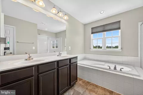 Entry Way - 218 Patchwork Dr, Stephenson, VA 22656 photo 14 of 16