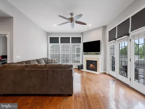 Living - 103 Prairie Pl, Stephenson, VA 22656 photo 3 of 7