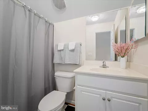 Bath - 103 Prairie Pl, Stephenson, VA 22656 photo 4 of 7