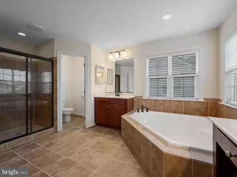 Bath - 103 Prairie Pl, Stephenson, VA 22656 photo 3 of 7