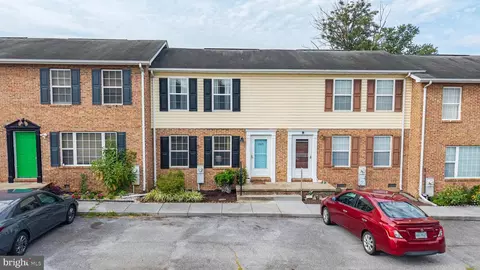 1005 Locust St, Stephens City, VA 22655