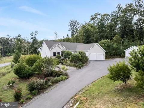 280 Plow Run Ln, Winchester, VA 22602