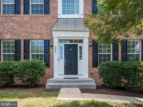 Exterior - 205 Sawtooth Dr, Stephenson, VA 22656 photo 2 of 8