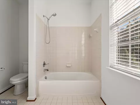 Bath - 205 Sawtooth Dr, Stephenson, VA 22656 photo 6 of 9