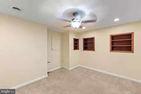 Bedroom - 106 Sutton Ct, Winchester, VA 22601 photo 2 of 2