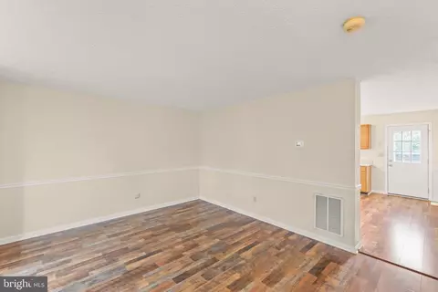 Entry Way - 106 Sutton Ct, Winchester, VA 22601 photo 1 of 2