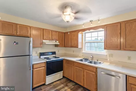 Kitchen - 106 Sutton Ct, Winchester, VA 22601 photo 1 of 1