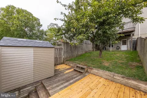 Exterior - 106 Sutton Ct, Winchester, VA 22601 photo 4 of 7