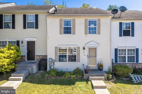 211 Eastside Ln, Winchester, VA 22602
