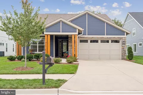 153 Song Sparrow Dr, Lake Frederick, VA 22630