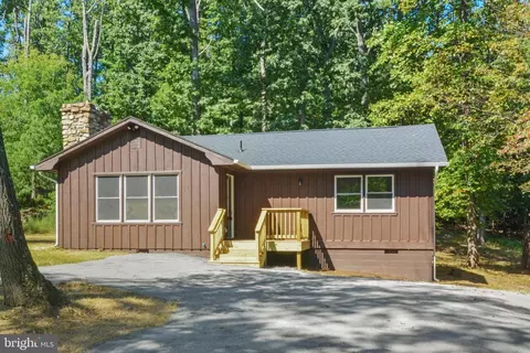 111 Dakota Trl, Winchester, VA 22602