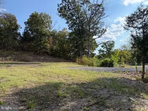 222 Siler Ln, Winchester, VA 22603