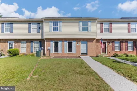 505 Emily Ln, Winchester, VA 22602