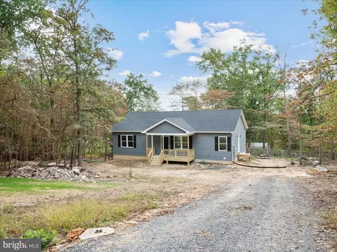804 Pheasant Dr, Winchester, VA 22602